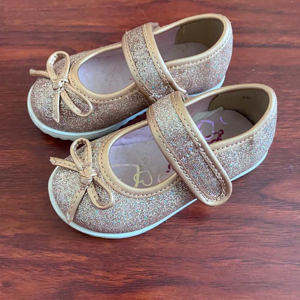 Toddler champagne gold glitter Velcro flats